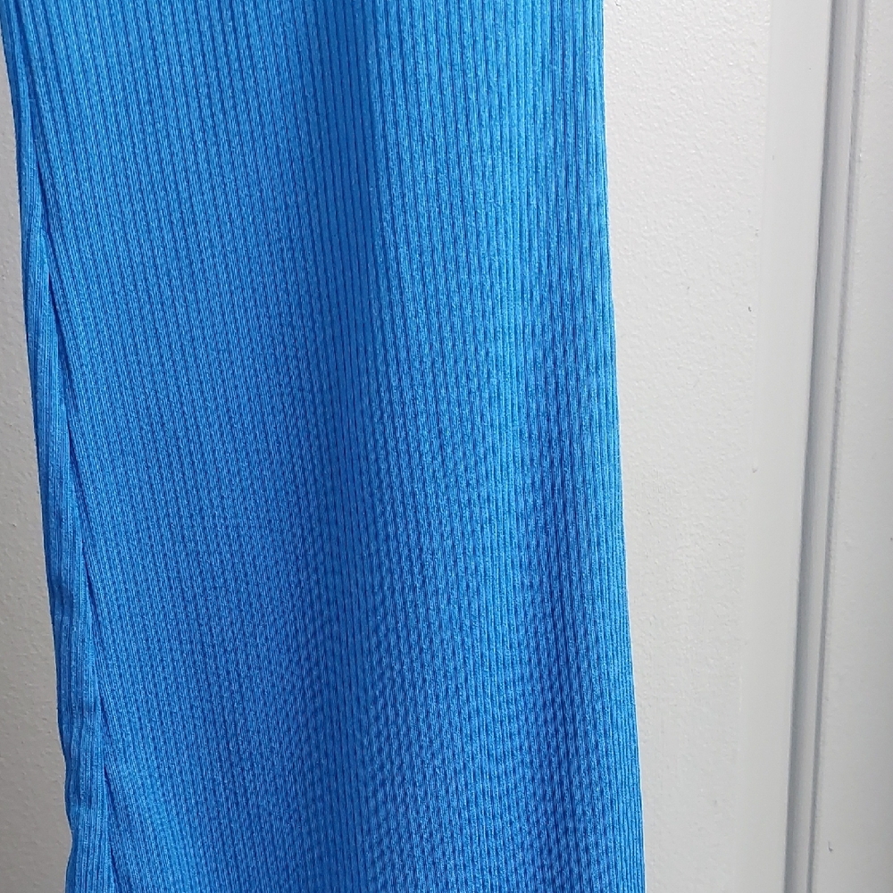 No Boundaries Ribbed Blue Top - Picture 4 of 15